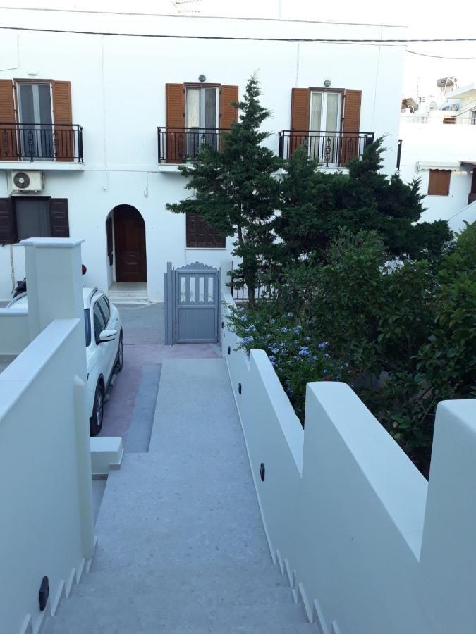 Naxos City Downtown Holiday Home מראה חיצוני תמונה